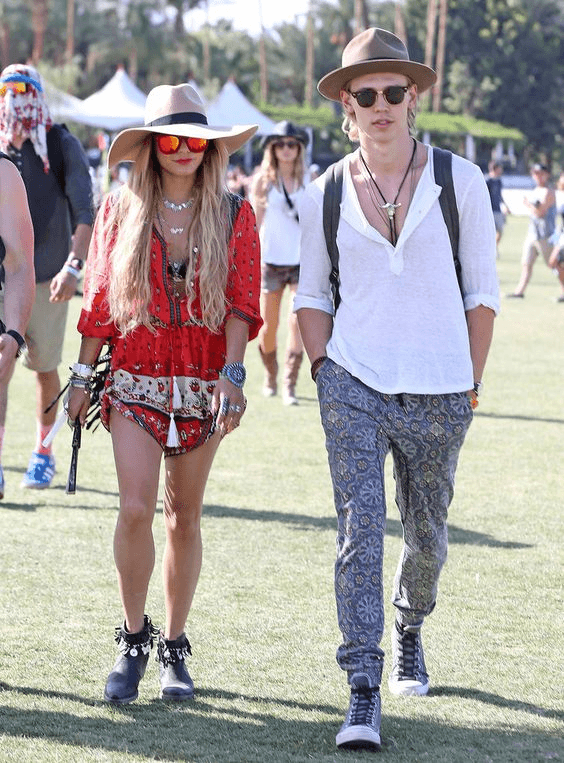 Vanessa Hudgens & Austin Butler, 2016